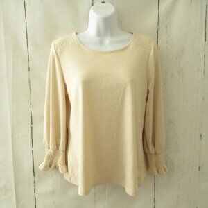 W5 Top M Medium Beige Ribbed Smocked 3/4 Sleeve